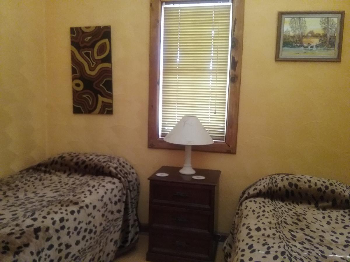 Sonja'S Bed And Breakfast Lightning Ridge Exteriör bild